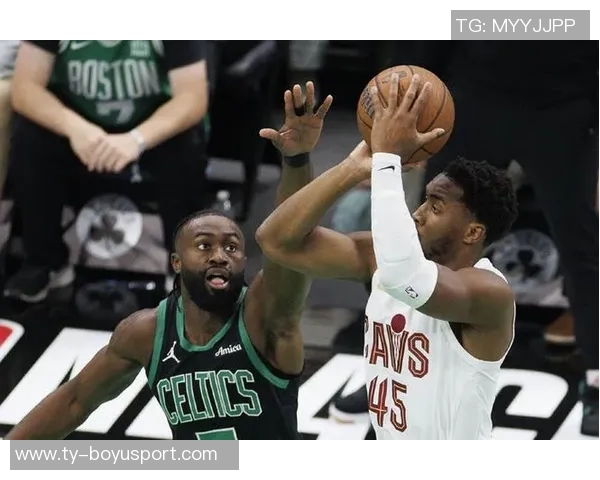 杰伦布朗携手生发品牌米切尔调侃兄弟直接变现的幽默互动